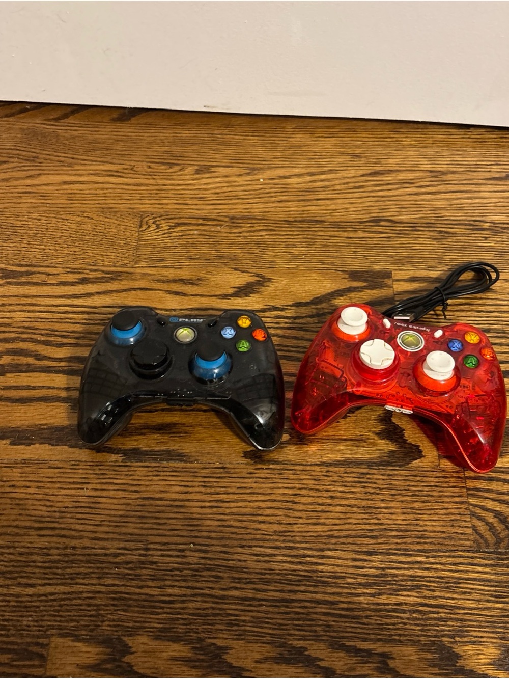 Xbox-Style Wired Gaming Controllers - Black and Red Rock Candy + Play Gaming
